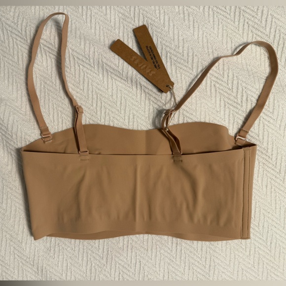 NWT Skims Naked Bandeau Medium Clay - Picture 2 of 3